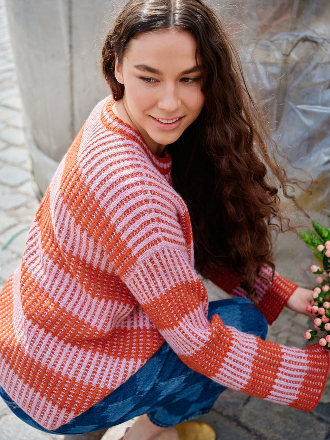 Laine Magazine - Issue 26 "Crossing Paths" - Autumn 2025