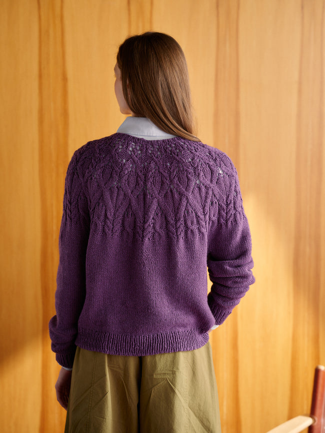 Entwined: Cables, Lace and Knitted Textures