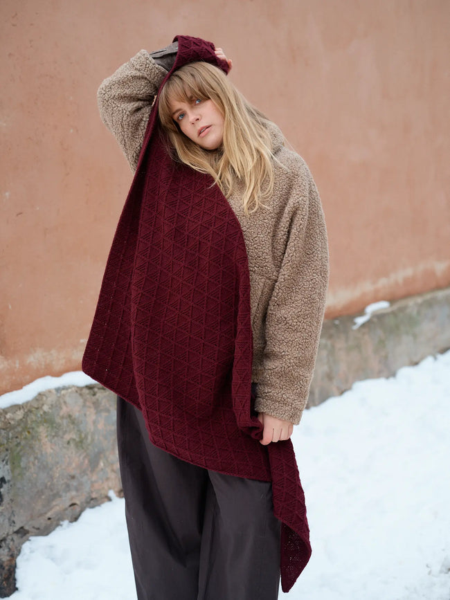 Laine Magazine - Issue 31 "Lingering" - Winter 2026 (PRE-ORDER - RELEASE DATE: 12TH NOVEMBER 2026)