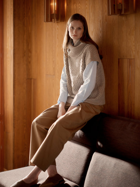 Entwined: Cables, Lace and Knitted Textures (PRE-ORDER - RELEASE DATE: 30TH MAY 2025